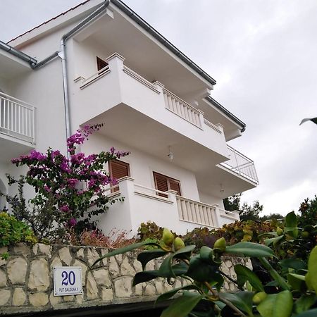 Apartment Mia - Spacious Apartment On 85 M2 With Beautiful Sea View Traù Esterno foto