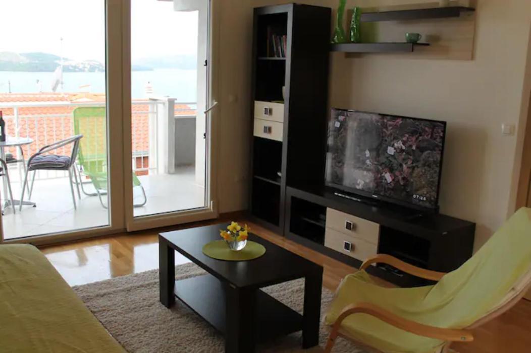 Apartment Mia - Spacious Apartment On 85 M2 With Beautiful Sea View Traù Esterno foto