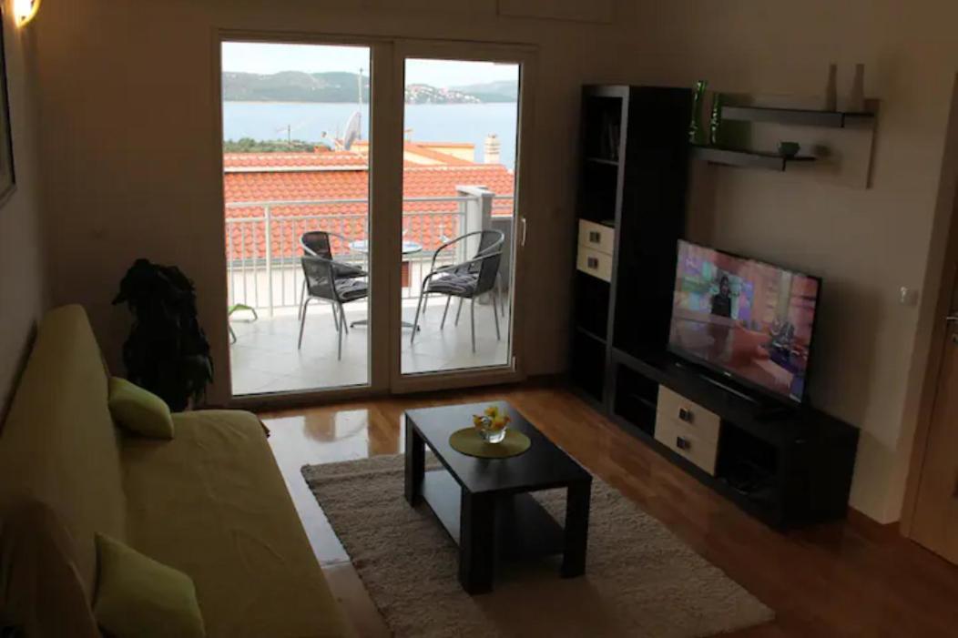 Apartment Mia - Spacious Apartment On 85 M2 With Beautiful Sea View Traù Esterno foto