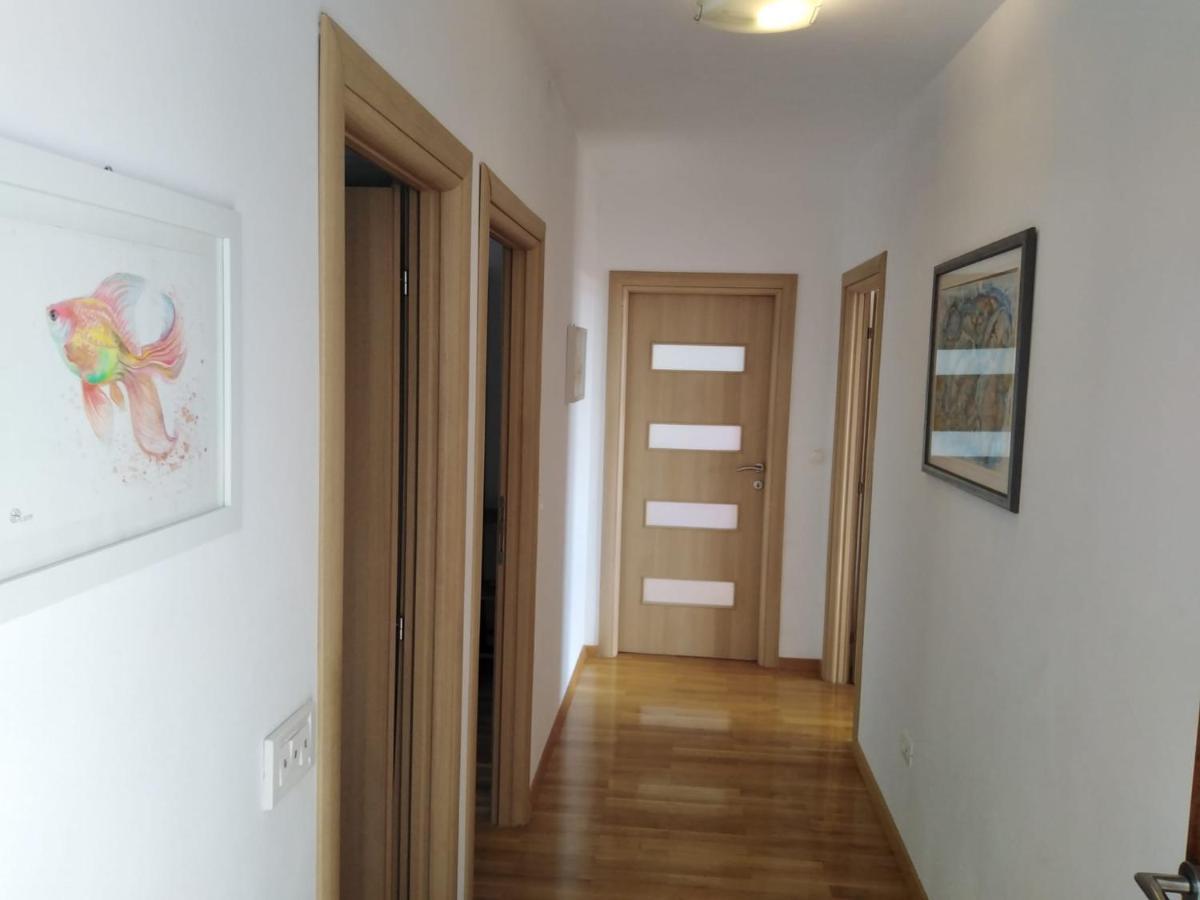 Apartment Mia - Spacious Apartment On 85 M2 With Beautiful Sea View Traù Esterno foto