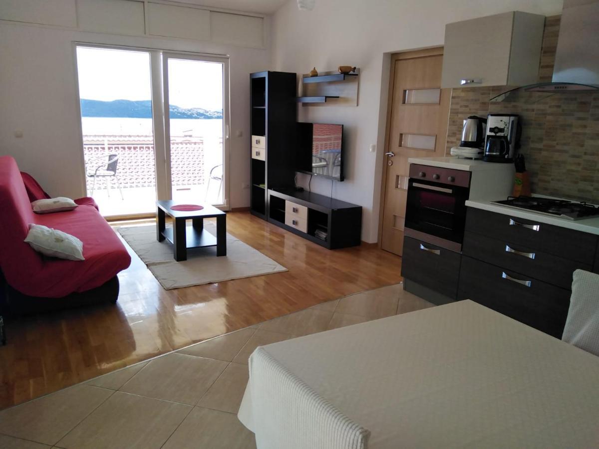 Apartment Mia - Spacious Apartment On 85 M2 With Beautiful Sea View Traù Esterno foto