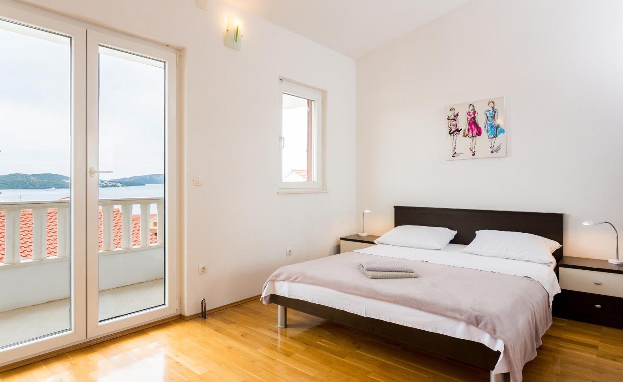 Apartment Mia - Spacious Apartment On 85 M2 With Beautiful Sea View Traù Esterno foto