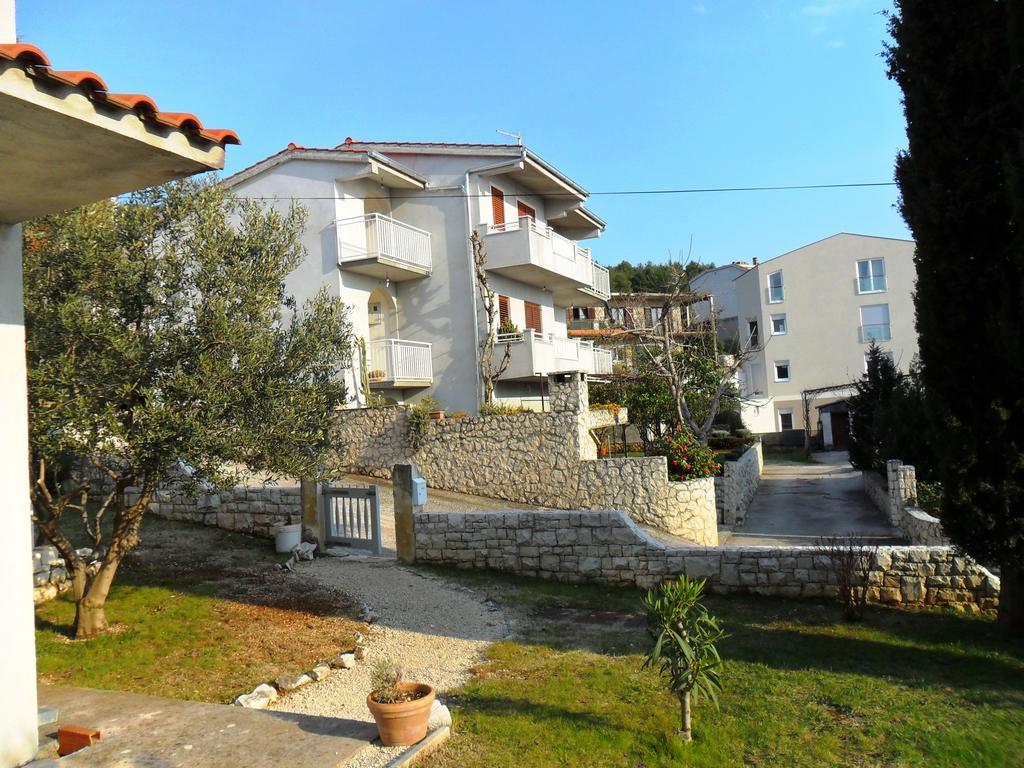 Apartment Mia - Spacious Apartment On 85 M2 With Beautiful Sea View Traù Esterno foto